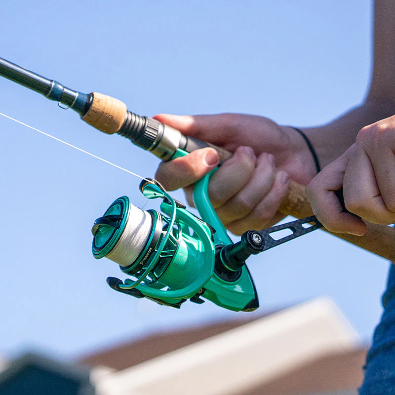 Flash Sale Piscifun® Carbon Prism Ultralight Spinning Reels - Image 17
